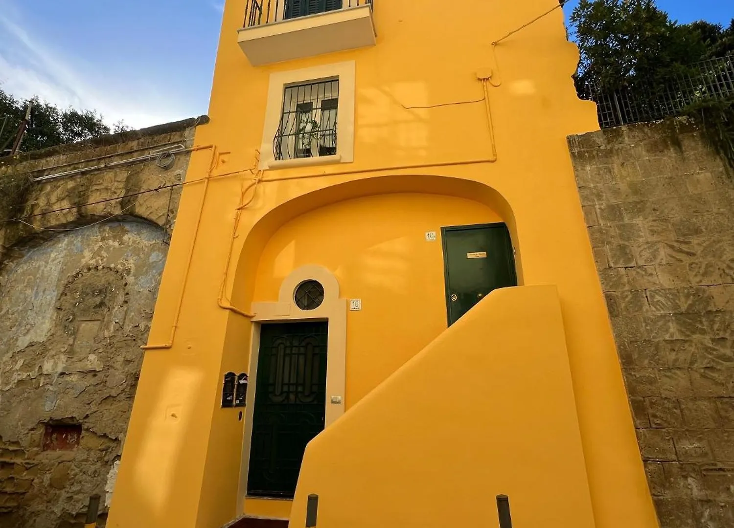 La Casa Di Litz Apartment Naples Italy